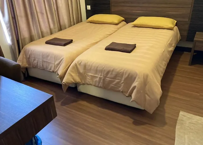 Apartments & Free Access To Waterpark At B Lagoon Melaka